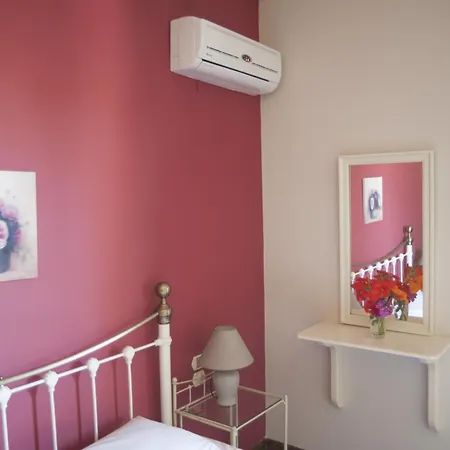 Giorgio Apartments Nikiana Room photo